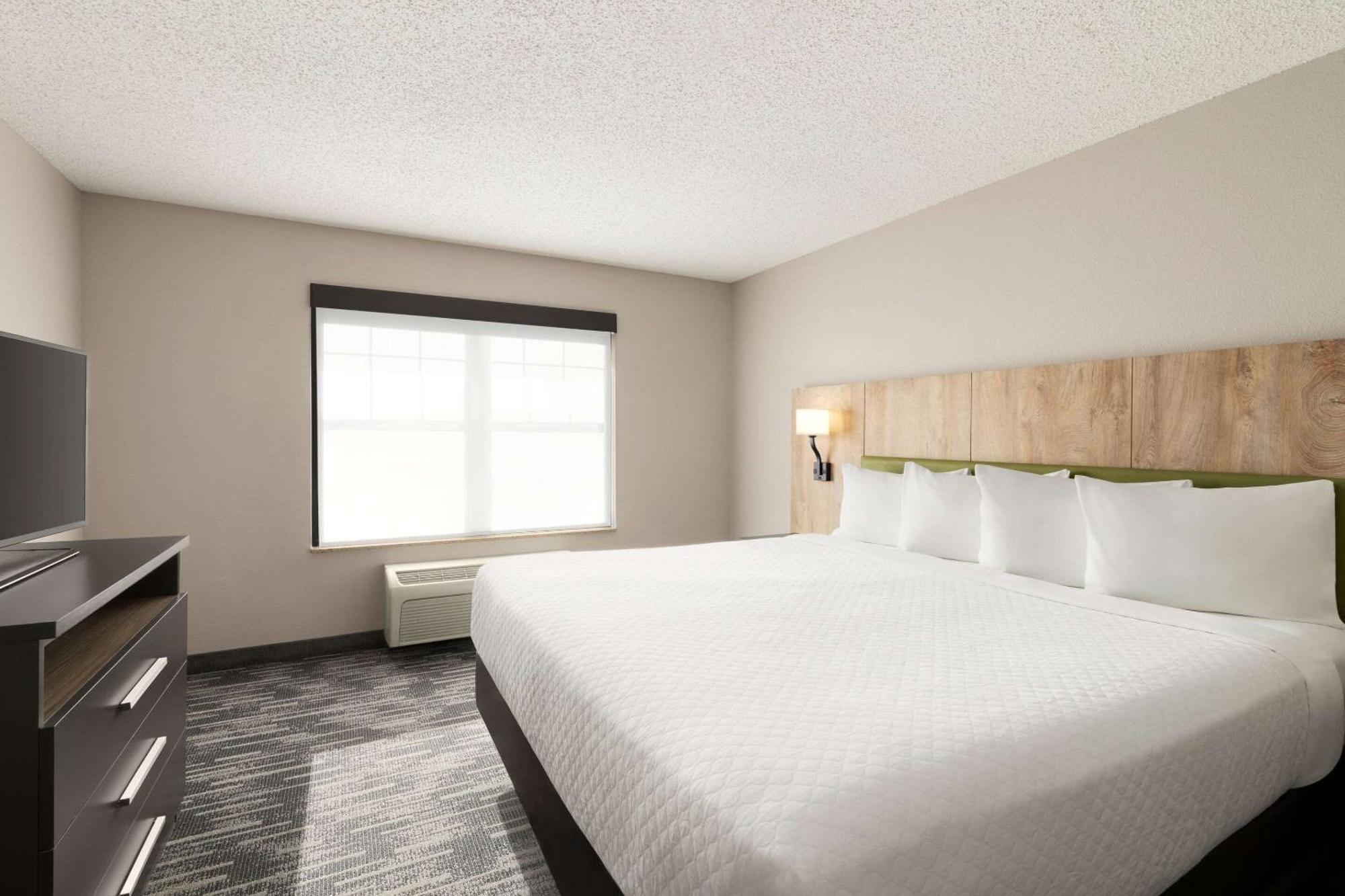 Country & By Radisson, Boise West - Hotel Meridian