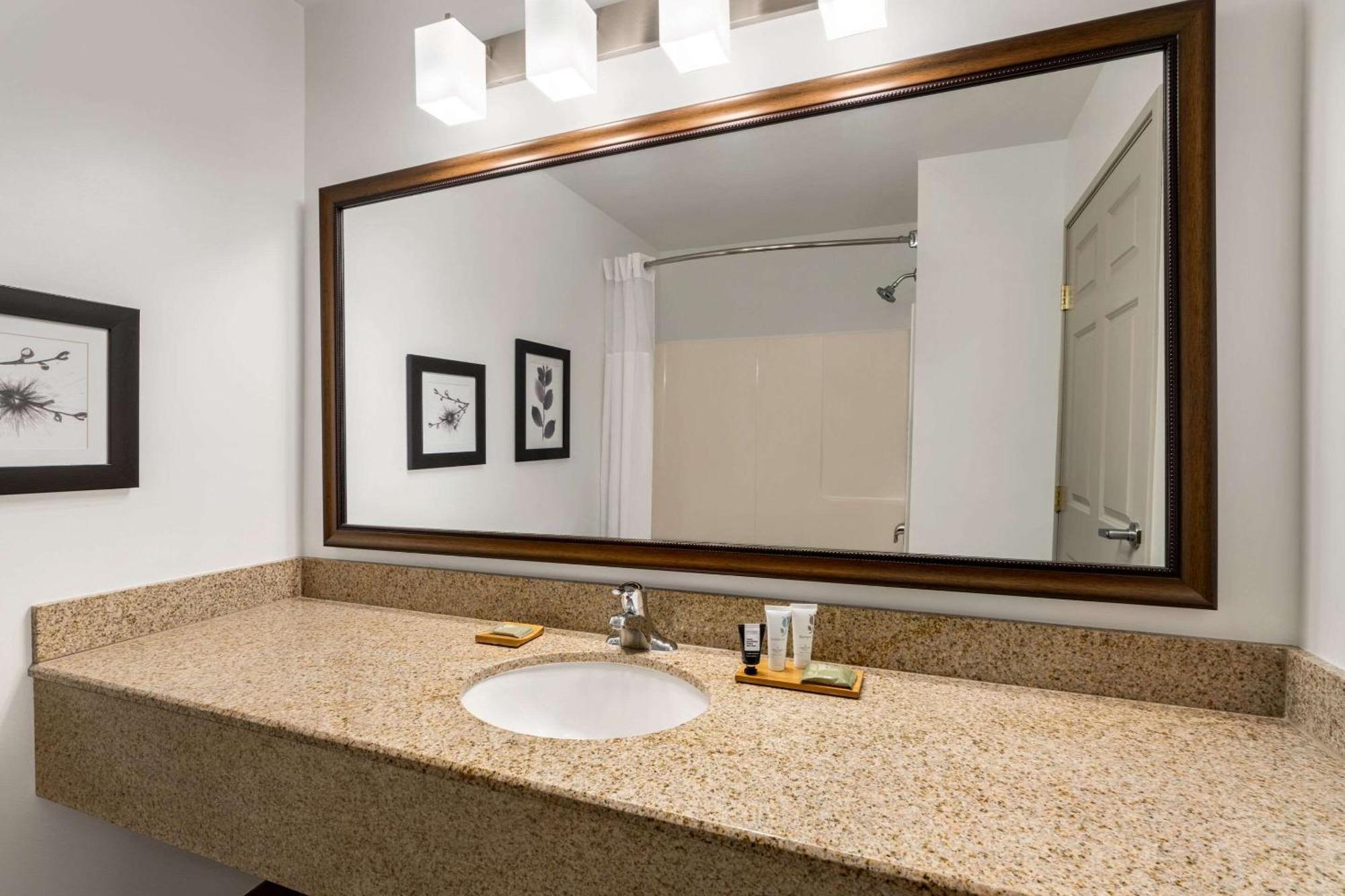 Country & By Radisson, Boise West - Meridian