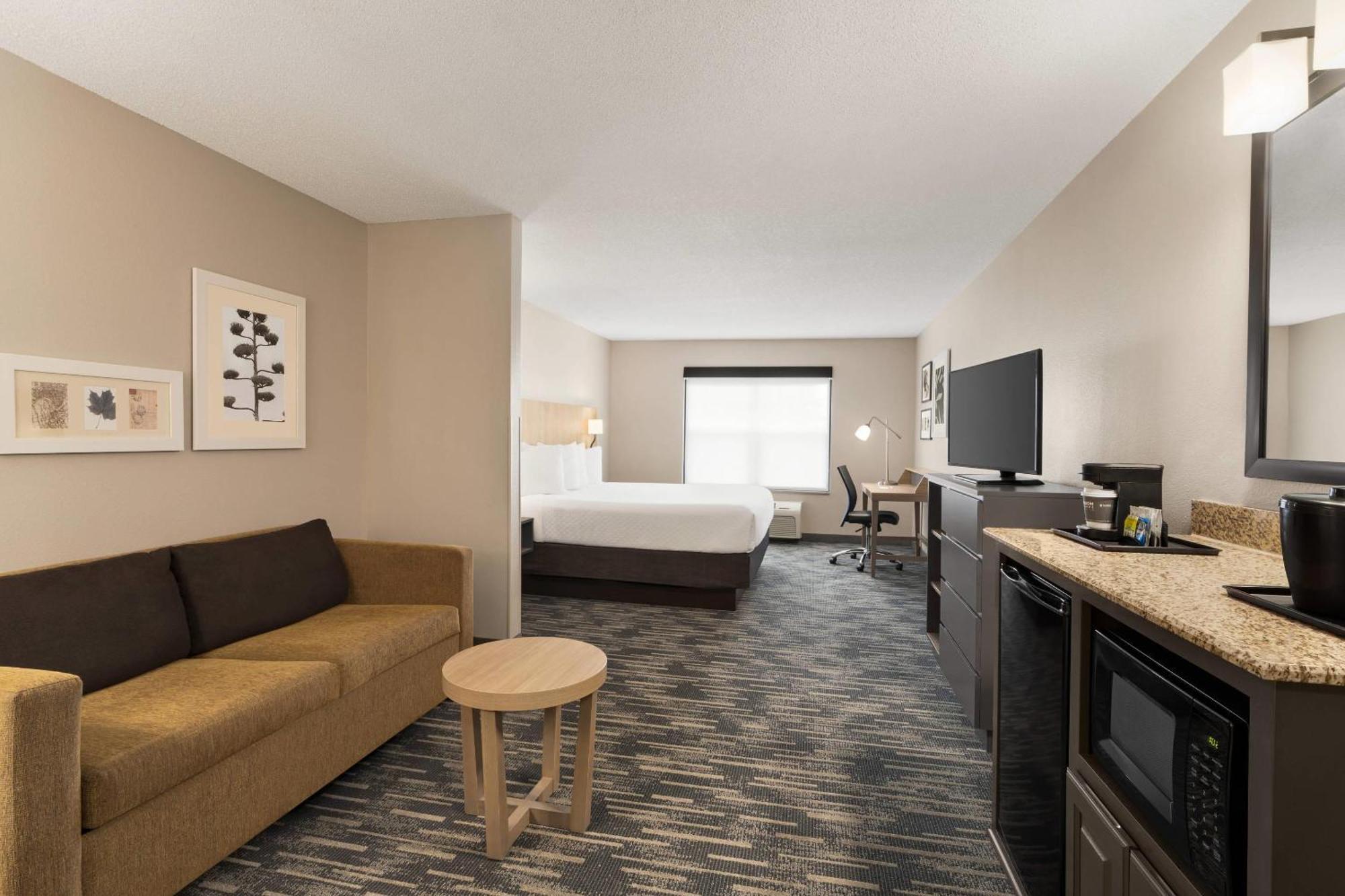 Country & By Radisson, Boise West - Hotel Meridian