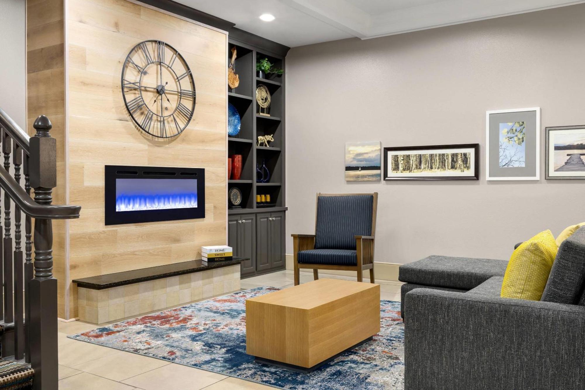 Country & By Radisson, Boise West -