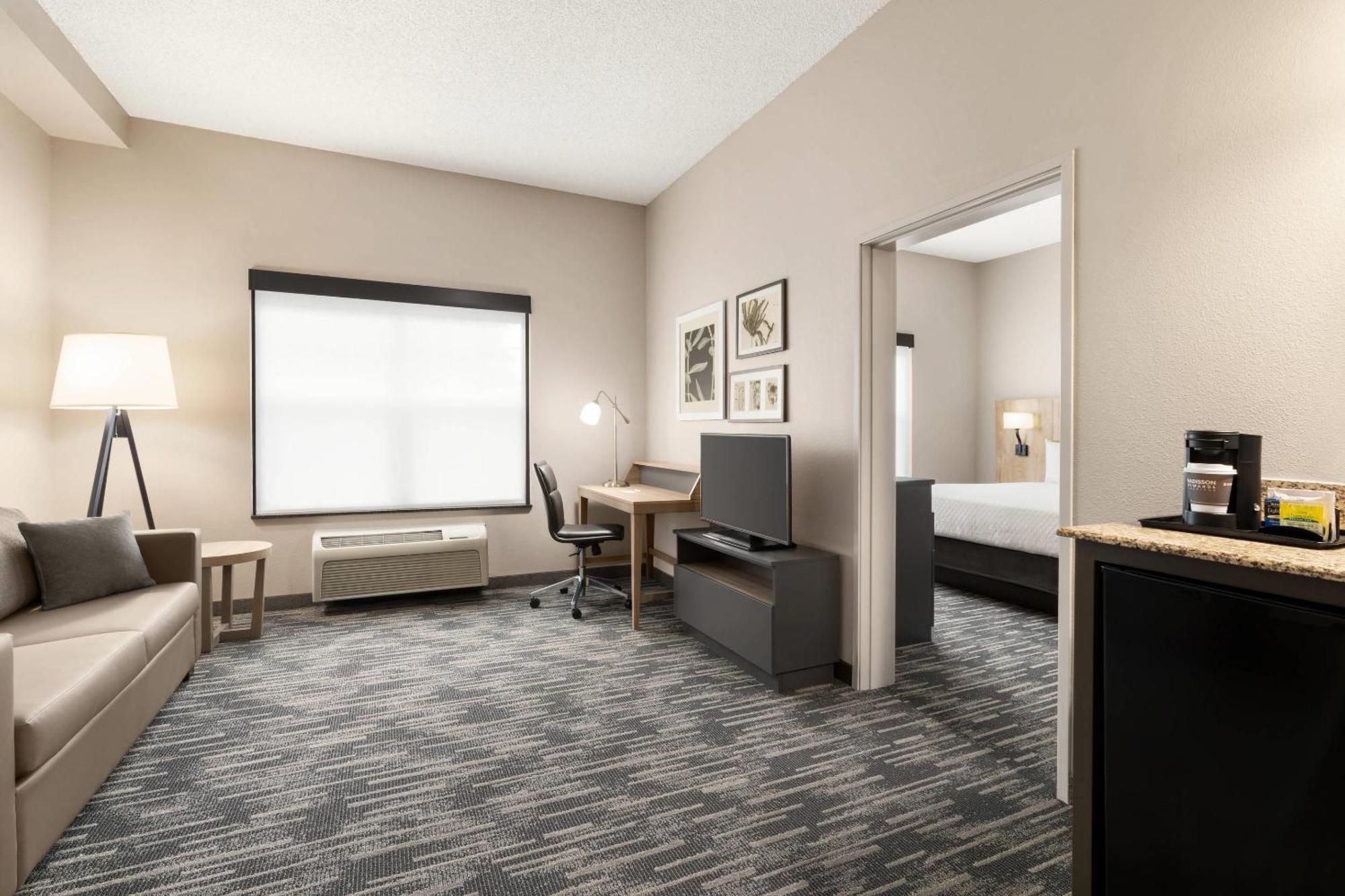 Country & By Radisson, Boise West - Hotel 3*