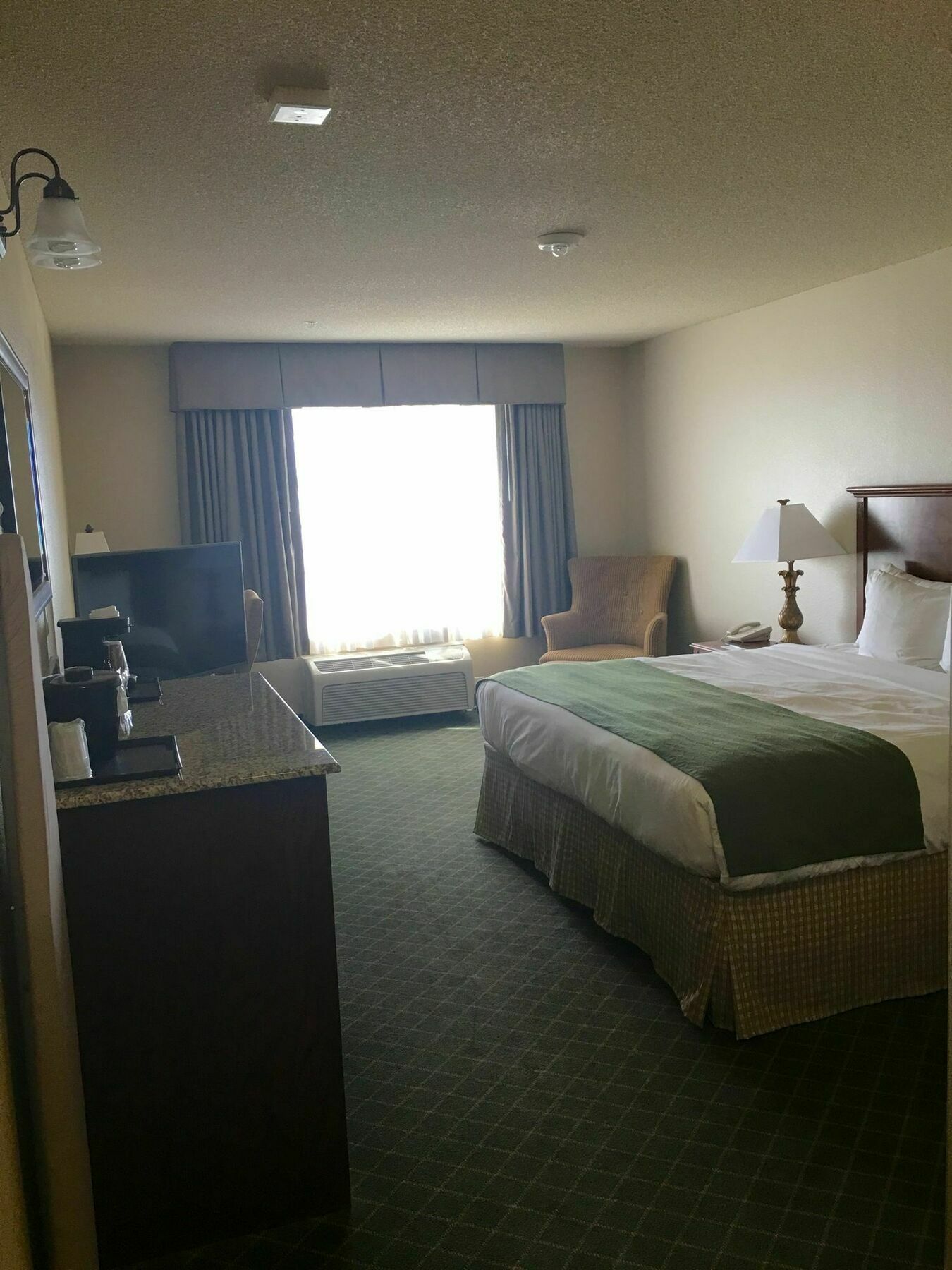 Country & By Radisson, Boise West - 3*